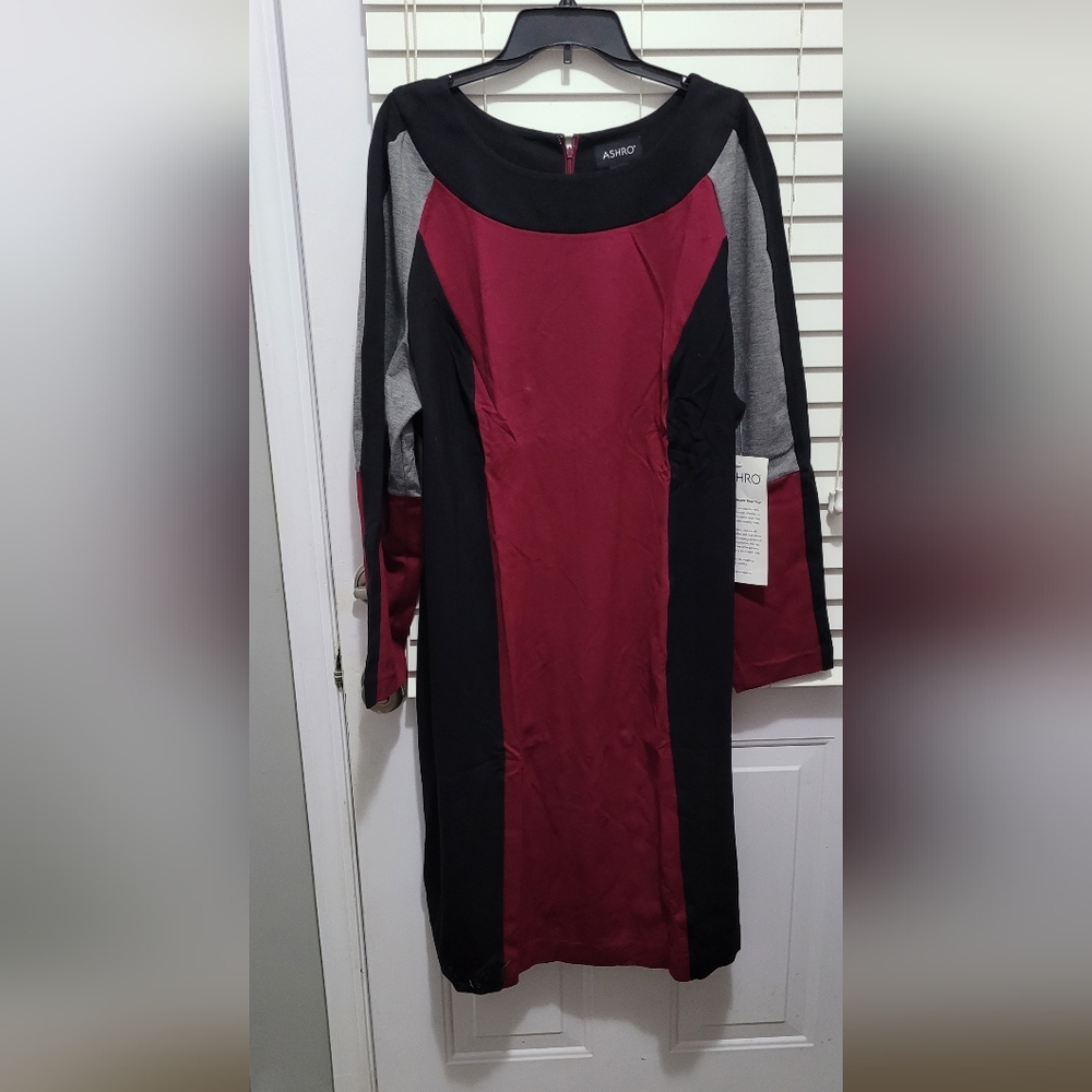 Women's Burgundy Dress ..Sz 24W...NEW